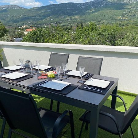 Apartment Milena Kastela Mit Whirlpool Kültér fotó