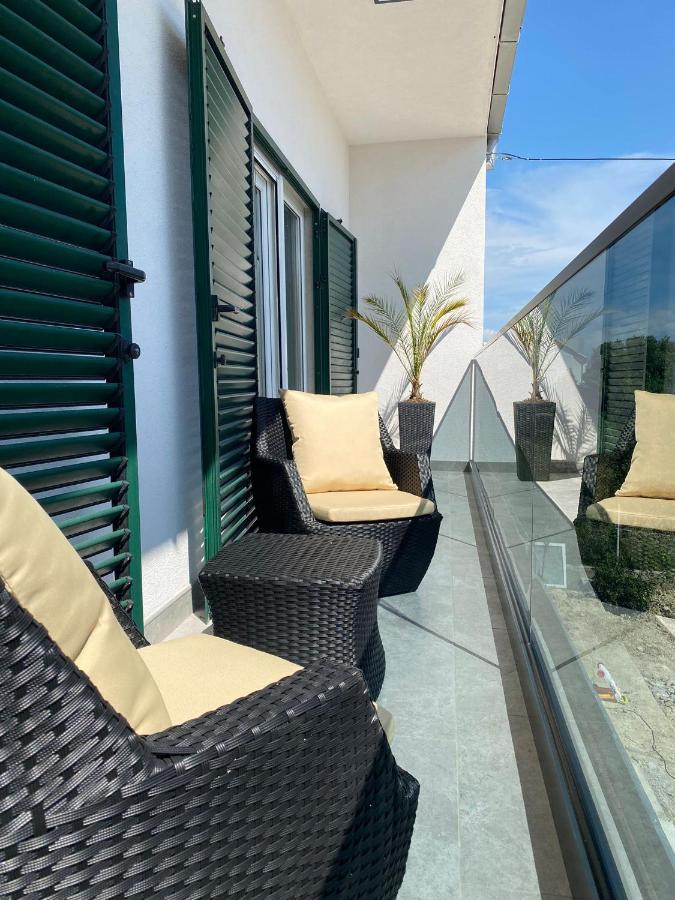 Apartment Milena Kastela Mit Whirlpool Kültér fotó