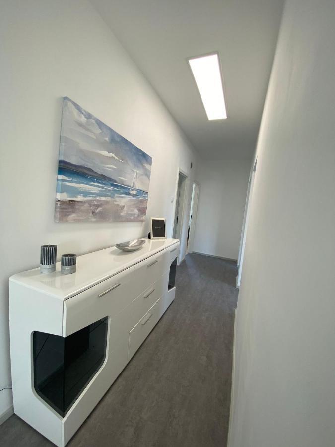 Apartment Milena Kastela Mit Whirlpool Kültér fotó
