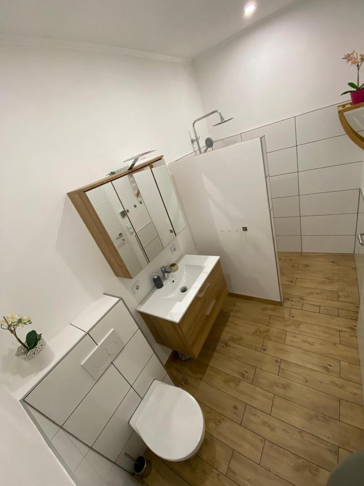 Apartment Milena Kastela Mit Whirlpool Kültér fotó