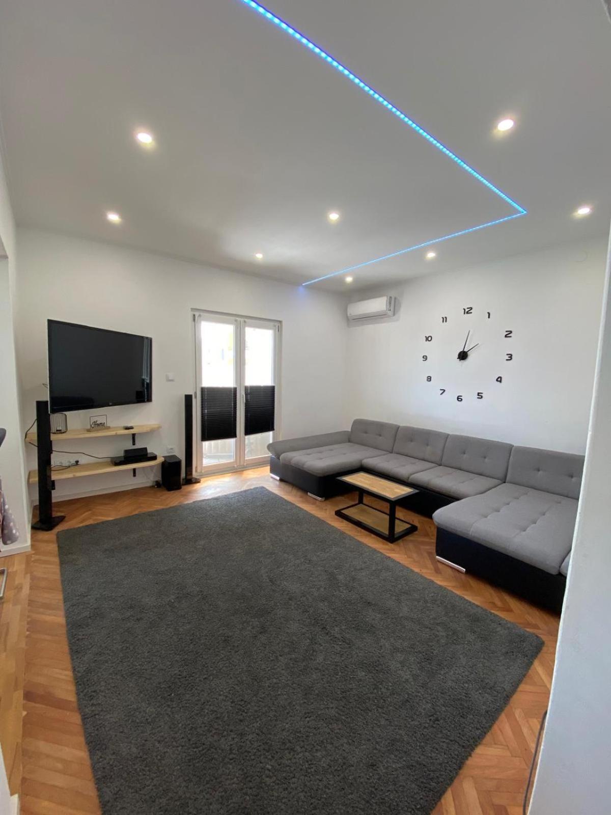Apartment Milena Kastela Mit Whirlpool Kültér fotó
